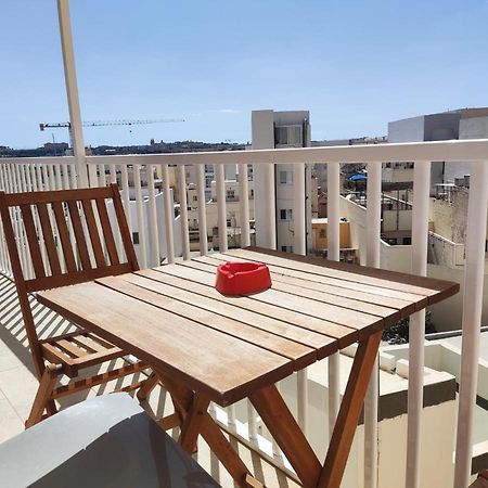 Modern Apartment In Gzira Extérieur photo