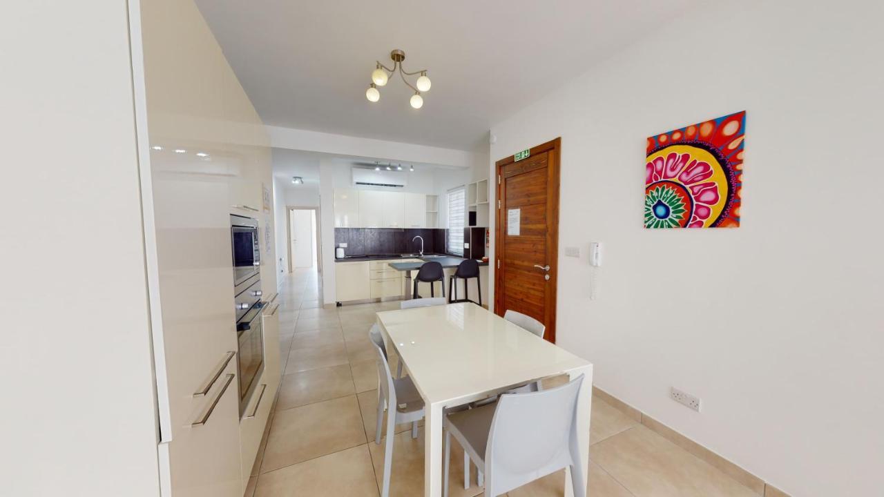 Modern Apartment In Gzira Extérieur photo