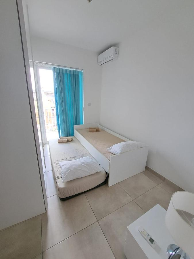 Modern Apartment In Gzira Extérieur photo